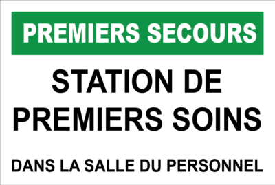 Trousse de premiers secours dans la salle du personnel